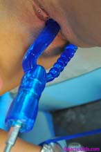 AndiA-AubreyA_FeedingFrenzy_0072